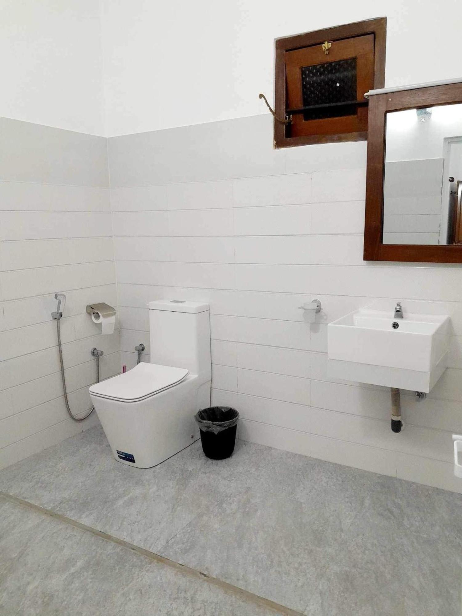 Sakura Calm Rest Bed & Breakfast Mirissa Ngoại thất bức ảnh