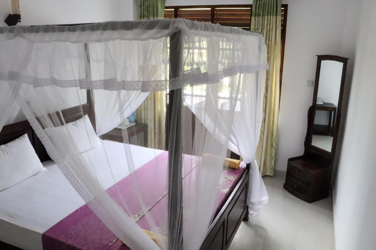 Sakura Calm Rest Bed & Breakfast Mirissa Ngoại thất bức ảnh